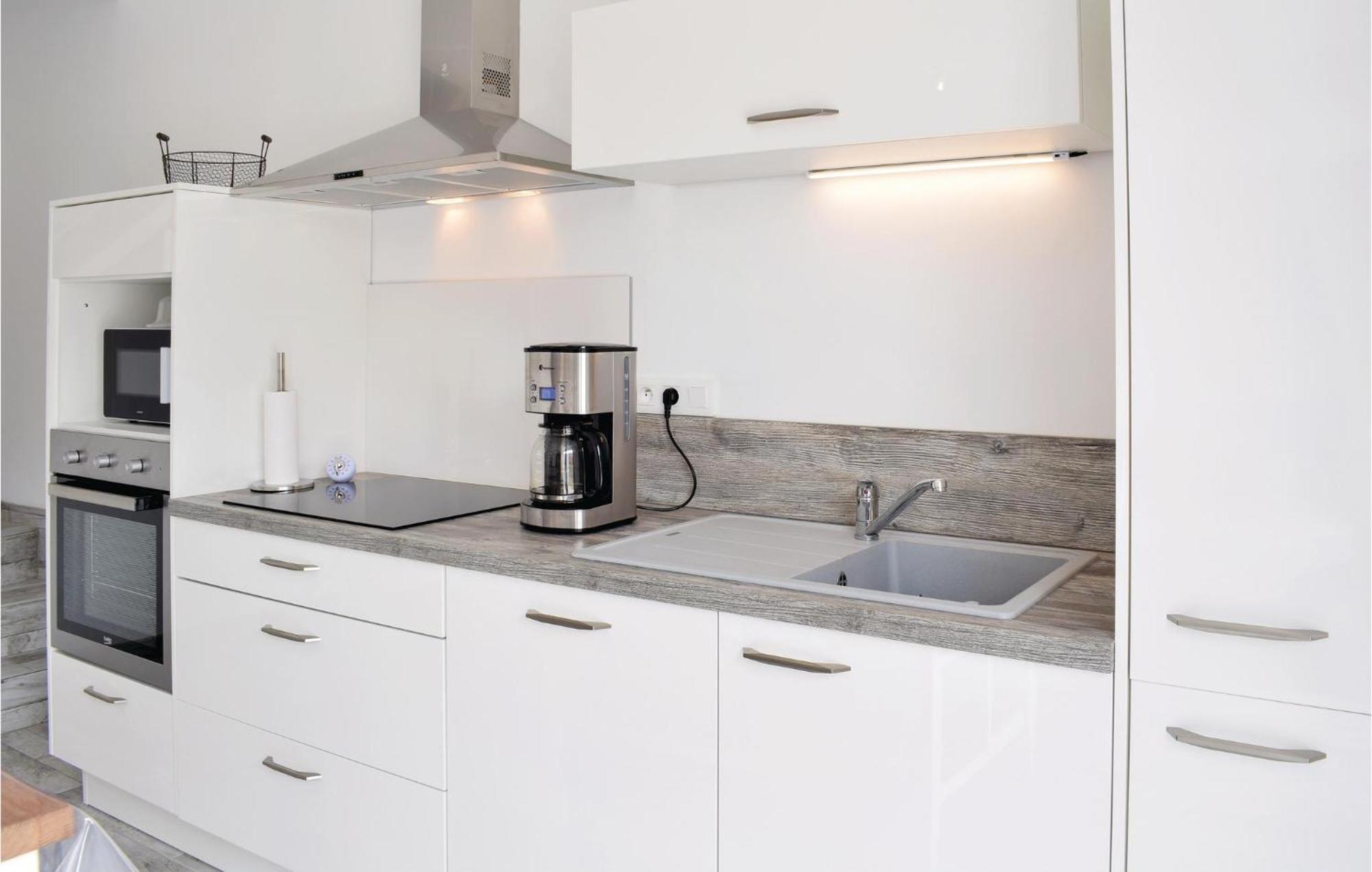 Amazing Home In Saint-Germain-Sur-Ay With Wifi Kültér fotó