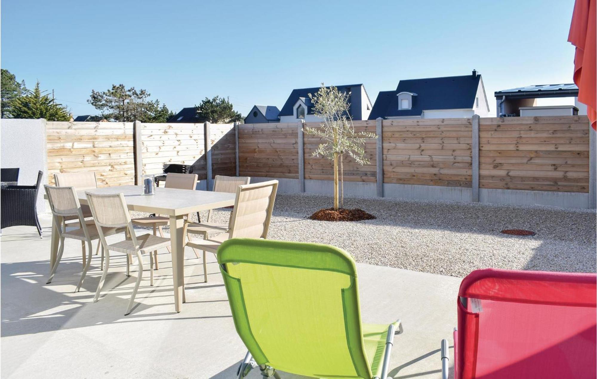 Amazing Home In Saint-Germain-Sur-Ay With Wifi Kültér fotó